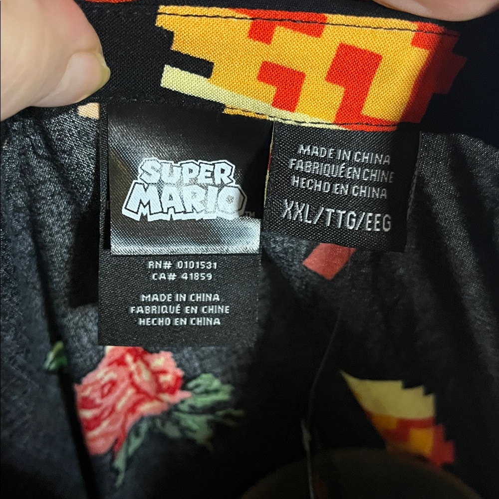 😄NWT Super Mario rayon shirt button down XXL - Picture 2 of 7